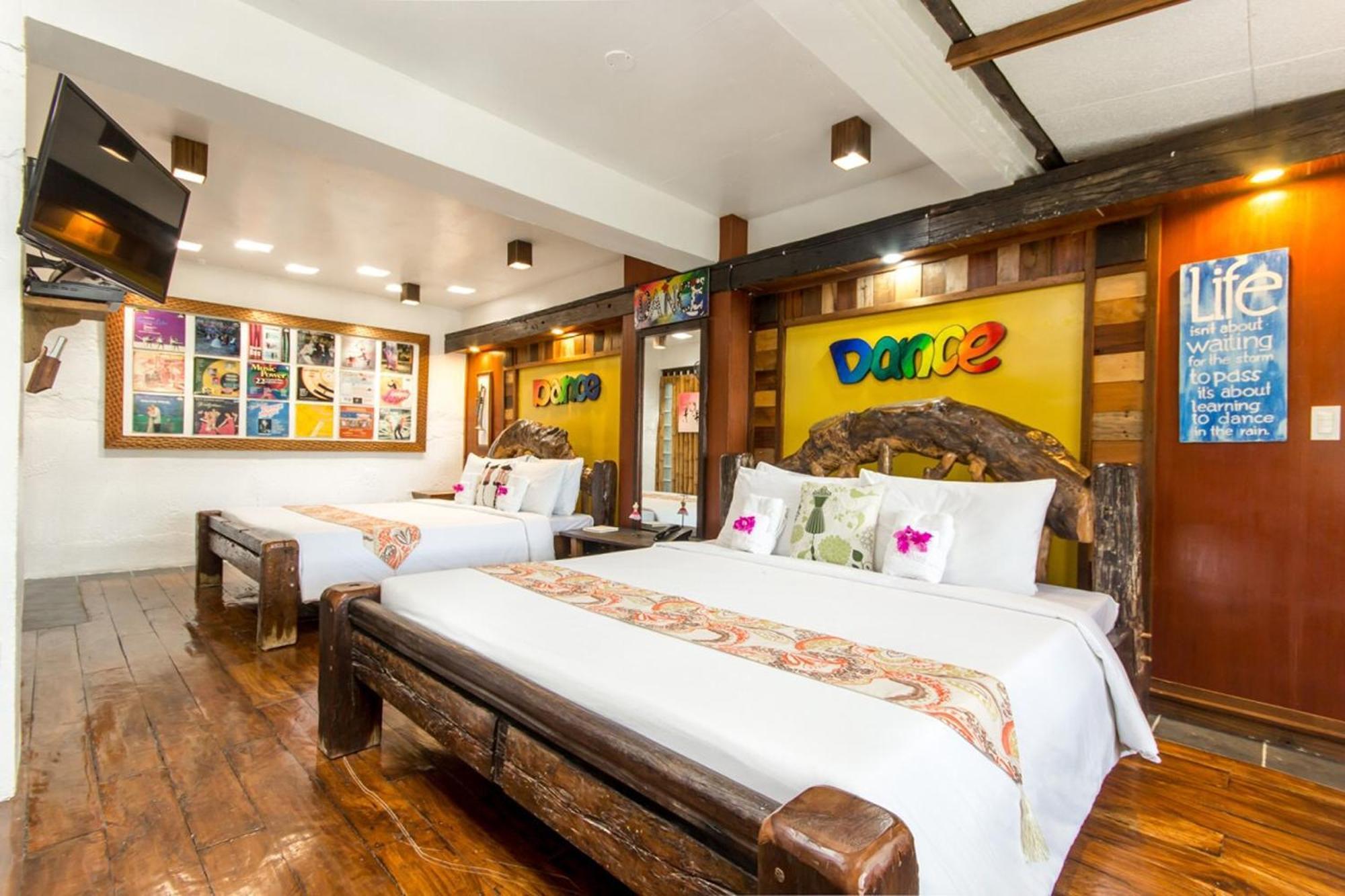 Oldwoods By The Sea Nature Resort Bani Pangasinan Ngoại thất bức ảnh