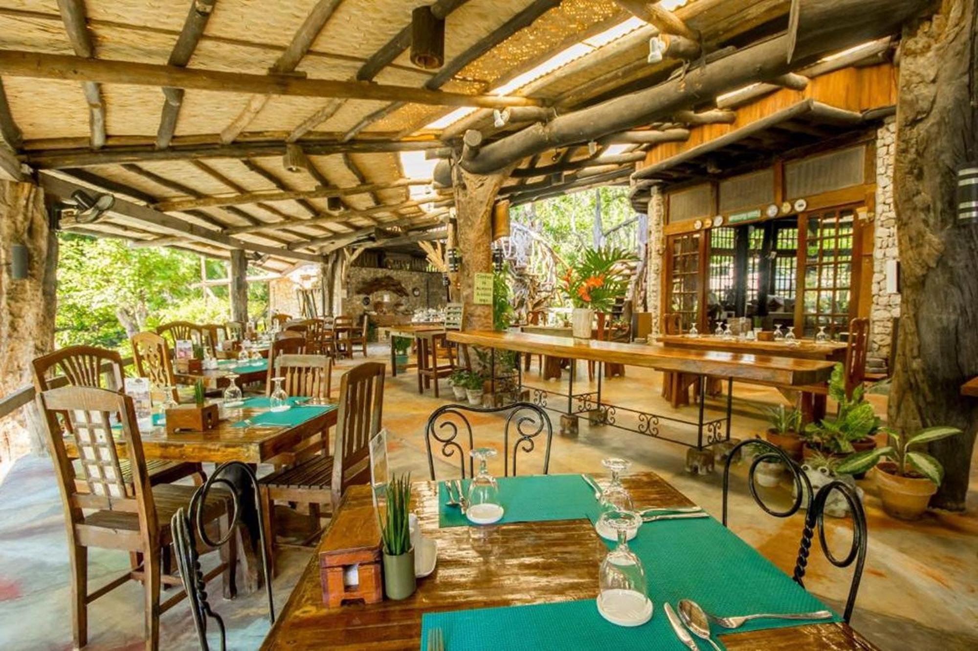 Oldwoods By The Sea Nature Resort Bani Pangasinan Ngoại thất bức ảnh