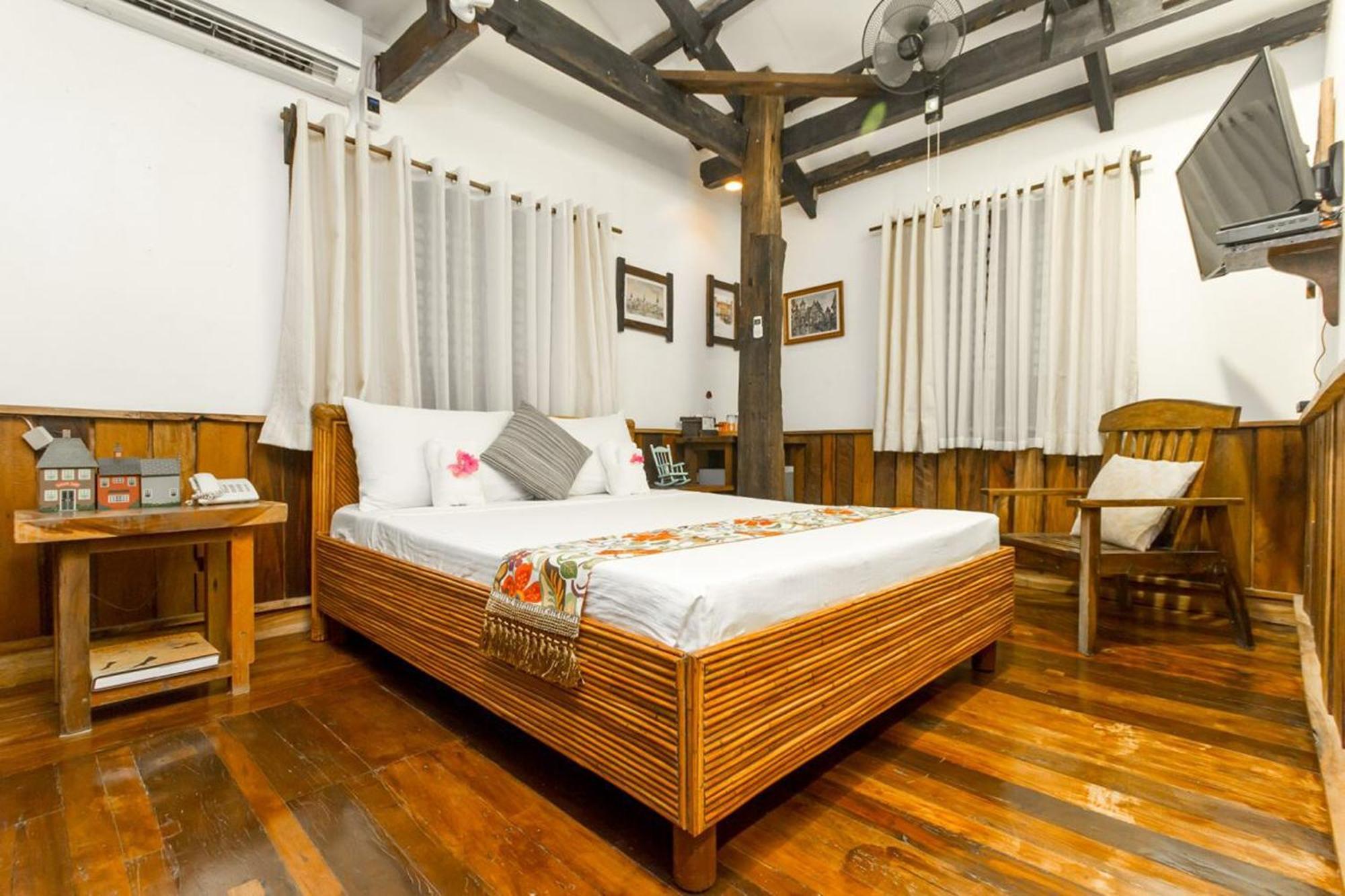 Oldwoods By The Sea Nature Resort Bani Pangasinan Ngoại thất bức ảnh