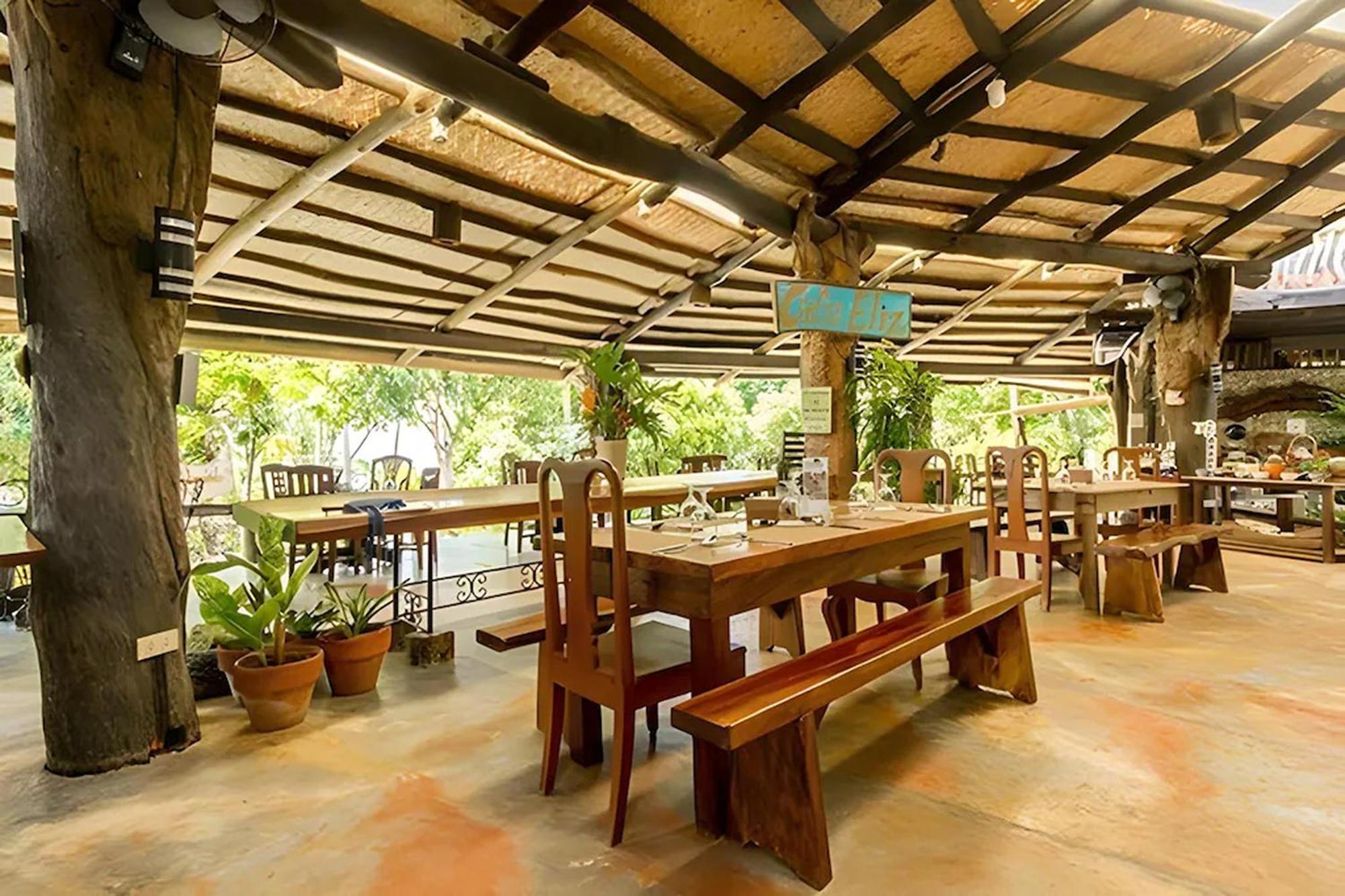 Oldwoods By The Sea Nature Resort Bani Pangasinan Ngoại thất bức ảnh