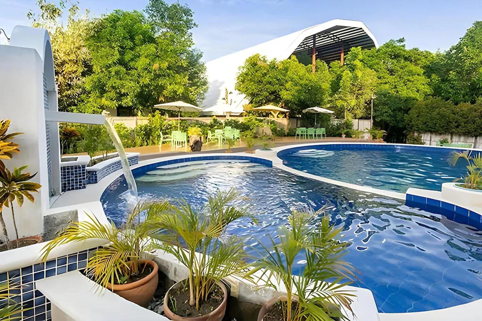 Oldwoods By The Sea Nature Resort Bani Pangasinan Ngoại thất bức ảnh