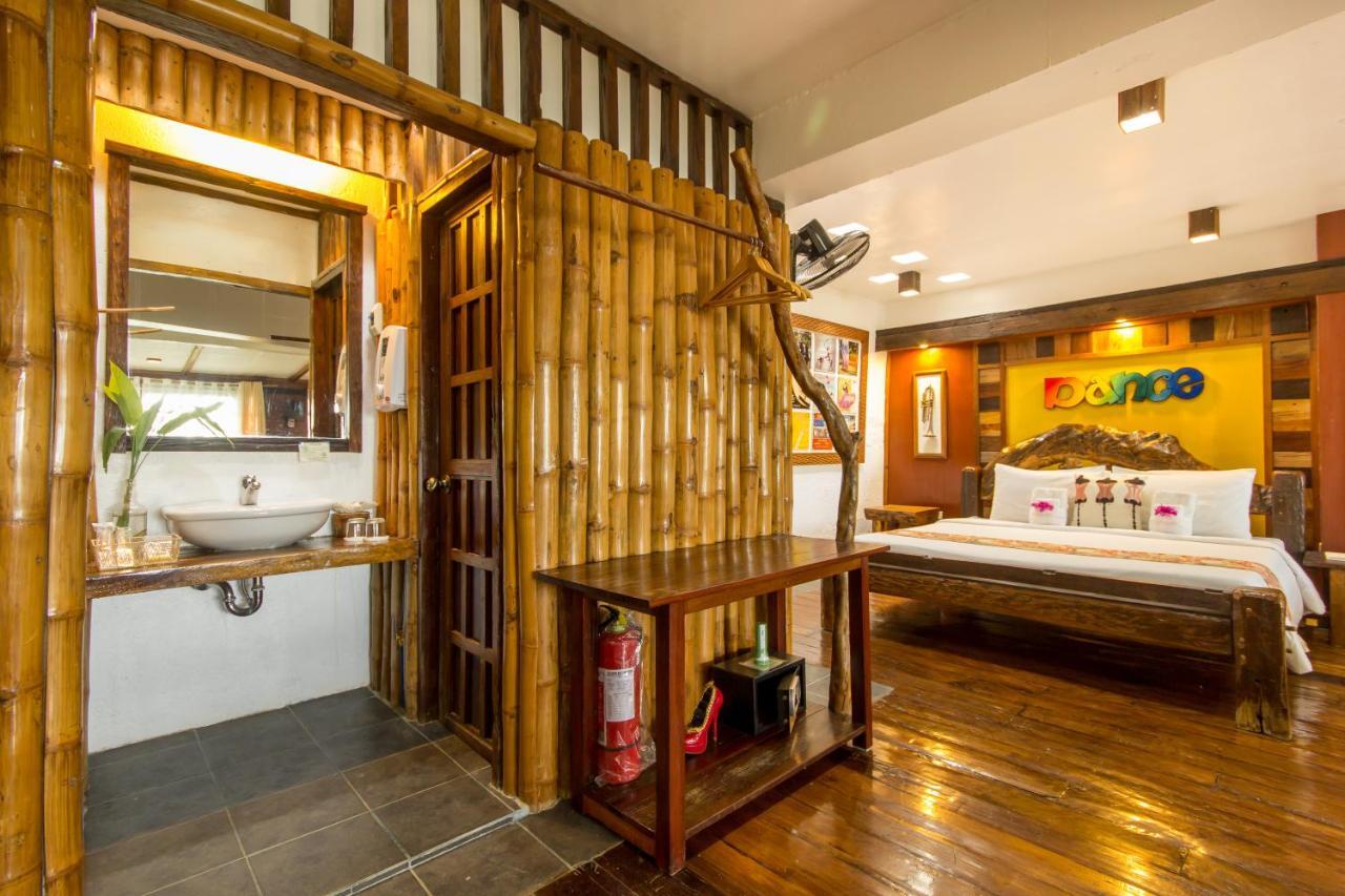 Oldwoods By The Sea Nature Resort Bani Pangasinan Ngoại thất bức ảnh
